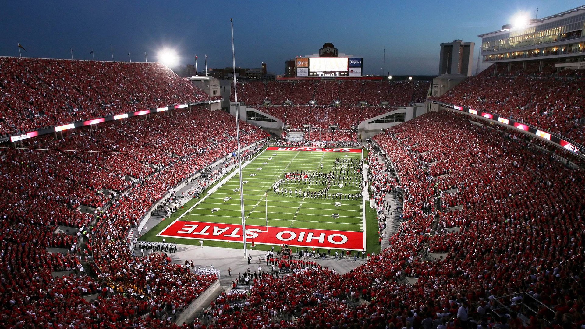 乐鱼体育官网网址-红雀四分卫回归，进攻端焕发新活力，红雀怎么样